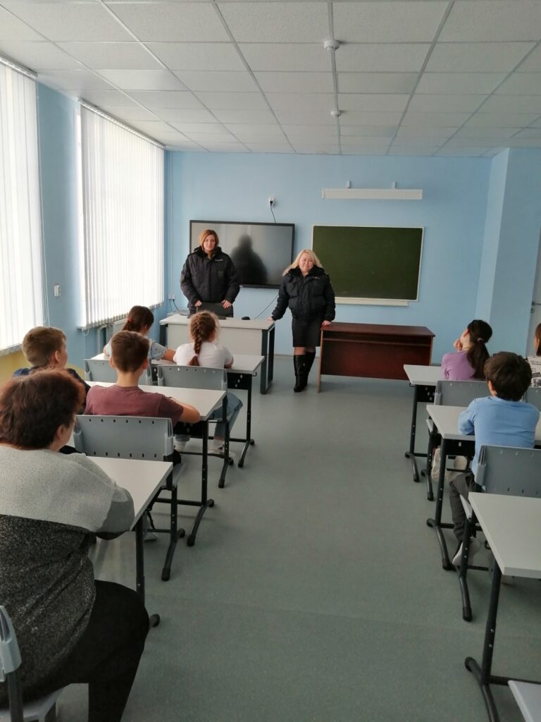 Час профилактики - беседа с инспектором ОДН